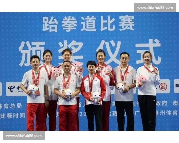 穆文喆逆转夺冠！中国队夏洛特站跆拳道大奖赛 1 金 1 银收官