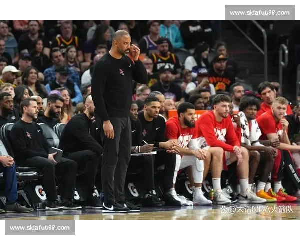 热火对阵马刺全场比赛录像回顾攻防博弈与关键时刻解析精彩呈现